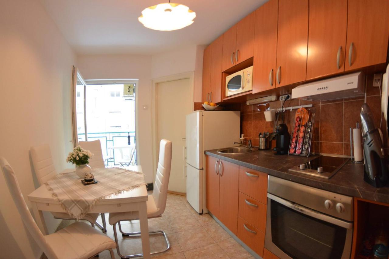 White Night City Center Apartman Belgrade Luaran gambar